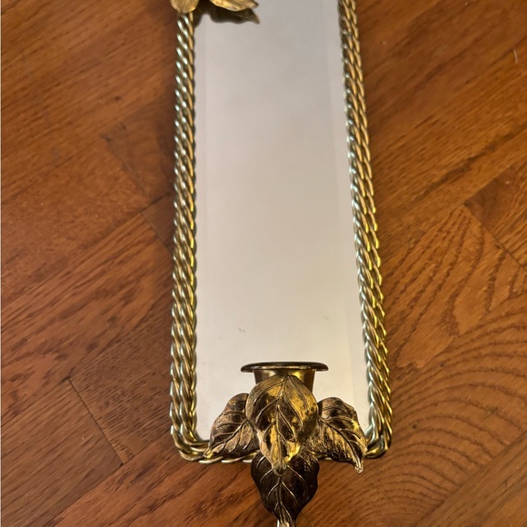 Vintage Deco Hollywood Regency Gold Twist Beveled Mirror Candleholder. - Picture 5 of 6